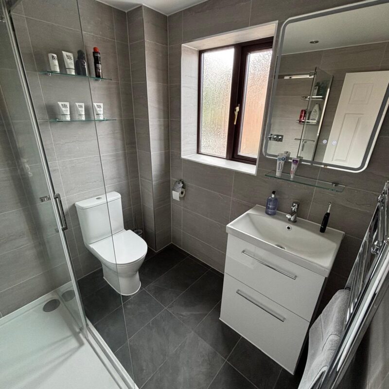 Stoic Renovations | Full house Renovations | Bathroom Renovations | Kitchen Renovations | Garden Renovations | Plastering & Decorating